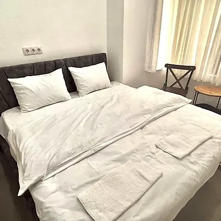 Hotel cápsula Noya *